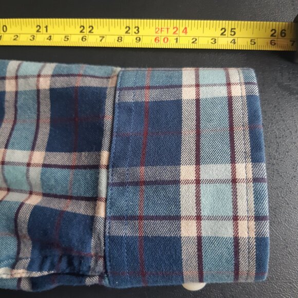 Banana Republic SZ M Lightweight Flannel Men's Blue Plaid Button Up Shirt - Picture 10 of 12